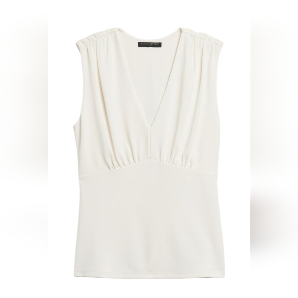 Banana Republic Off-White Sleeveless V-Neck Top